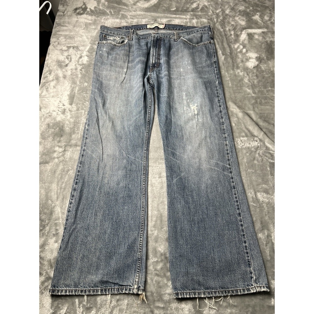 Levi's Jeans Women Size 42x30 Low Boot Cut 527 Light Wash Distressed Blue
